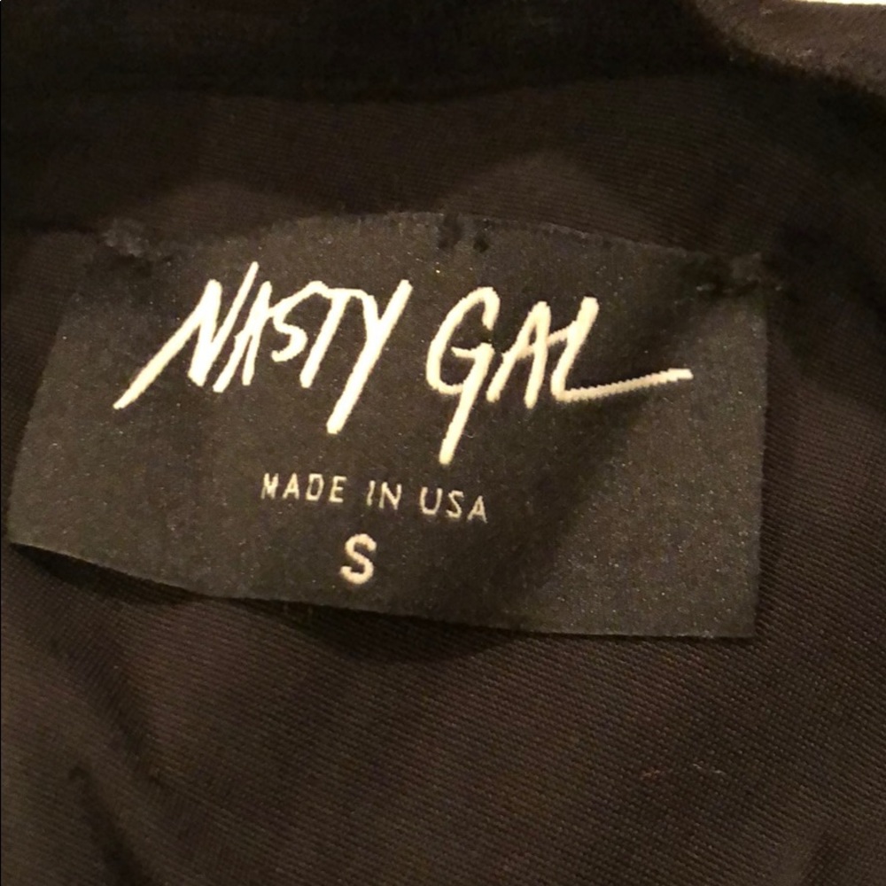 Black Cutout Mini Dress w/ Open Back - Picture 5 of 5